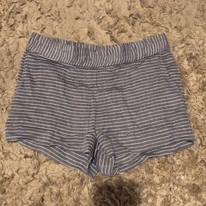 Comfy stripped float shorts